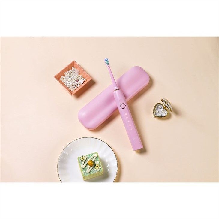 Strong clean Wisdom Toothbrush